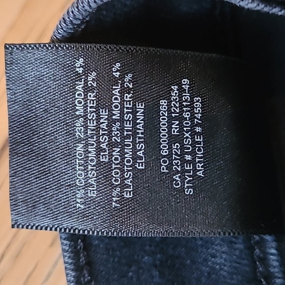 Aritzia Denim Forum Nico Mid rise skinny crop - Picture 8 of 8